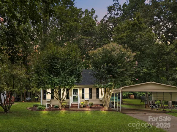 309 Woodhaven St, China Grove, NC 28023