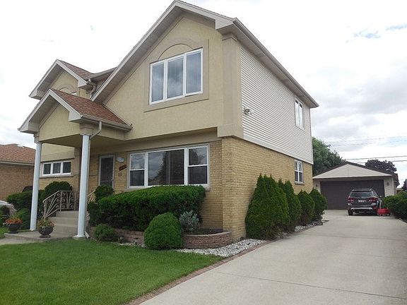 2nd image of 4540 Kolze Ave