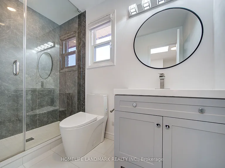 25 Lansbury Dr — Photo 17
