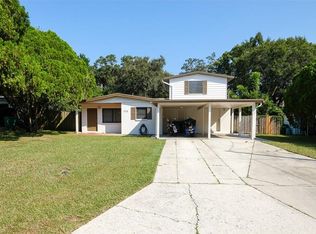 1725 W Barclay Rd, Tampa, FL 33612
