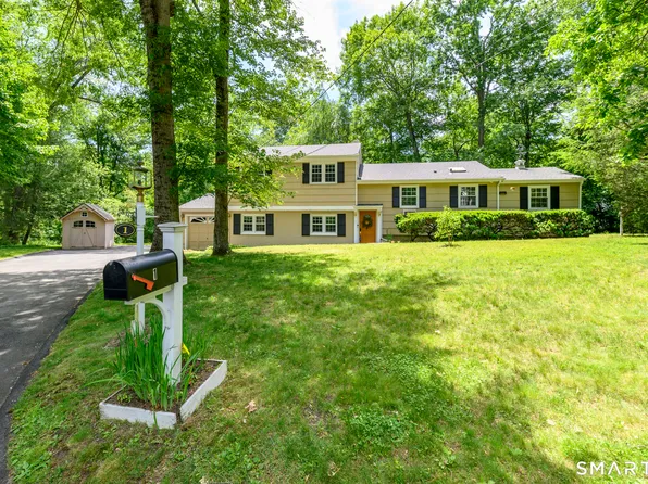 1 Little John Lane, Stamford, CT 06907