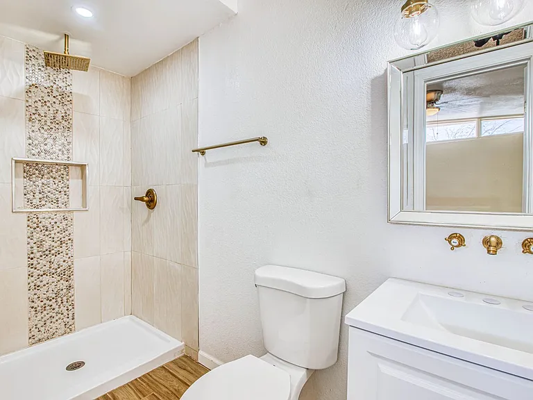 8818 Mount Elbert Dr — Photo 9