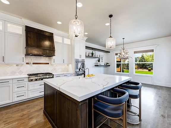 5th image of 2288 N Fountainhead Way