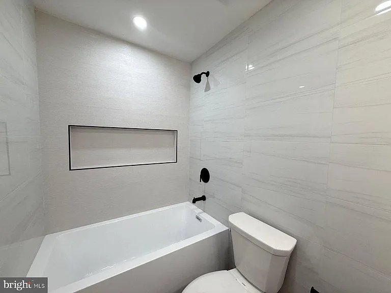 355 Cherry Hill Blvd — Photo 24