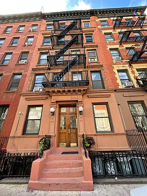 Rented by Brown Harris Stevens | media 9