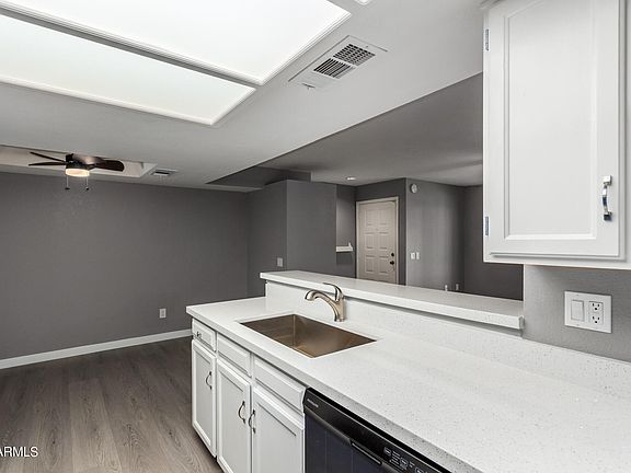 4th image of 2146 W ISABELLA Avenue #127