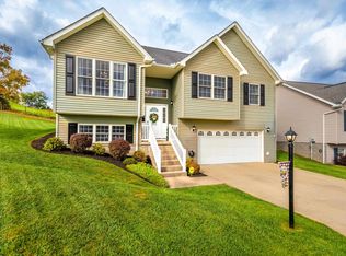 513 Santa Fe Ct, Morgantown, WV 26508