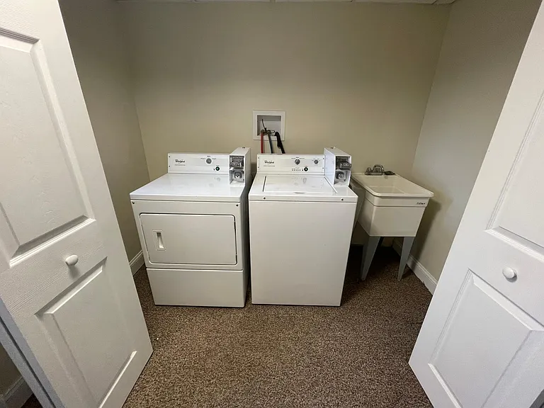 215 Washington Ln #5 — Photo 17
