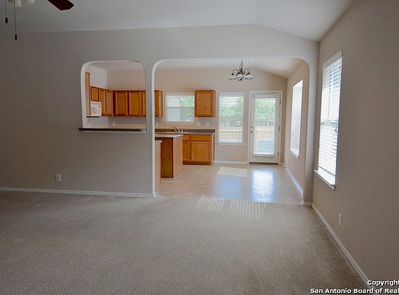 4th image of 3934 Nuttall Oak Dr