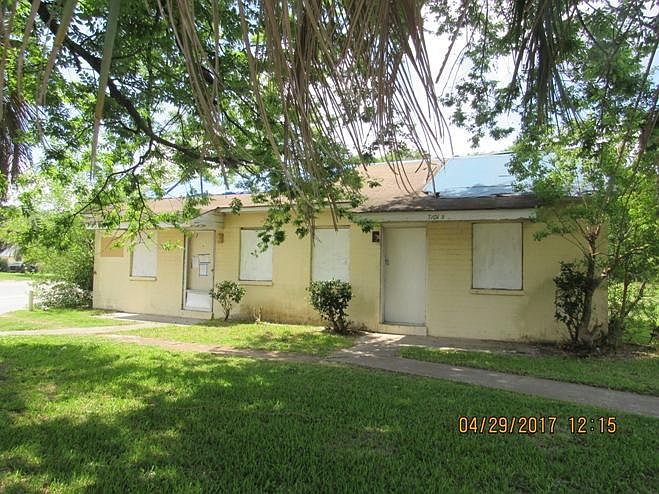 1st image of 3101 Azalea Dr #1