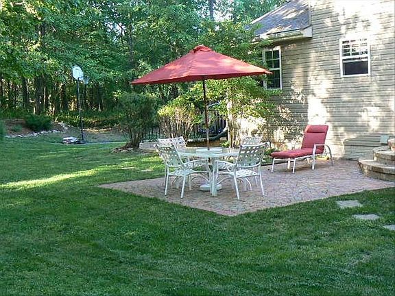 3rd image of 4321 Travancore Ct