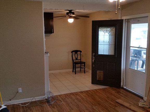 5th image of 1919 N Linwood Ave