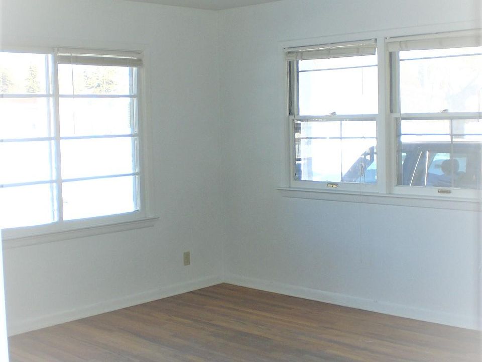 1st image of 1714 E Park Ave #1