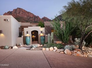 10250 N Cliff Dweller Pl, Oro Valley, AZ 85737