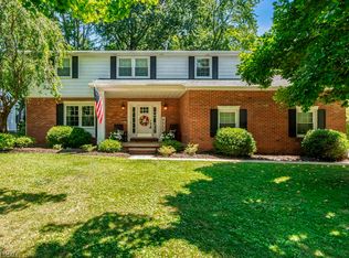 579 San Moritz Dr, Akron, OH 44333
