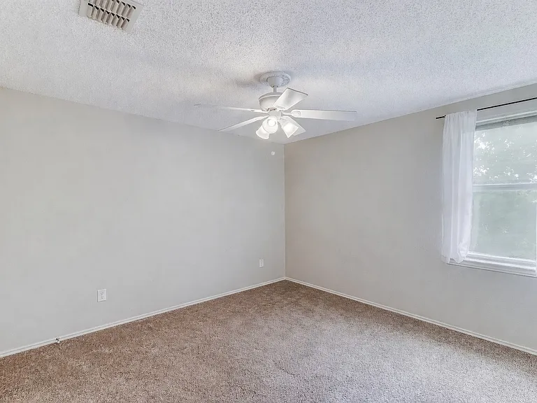 3601 McClintick Rd — Photo 16
