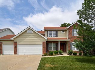 417 Dovedale Dr, O'Fallon, MO 63366