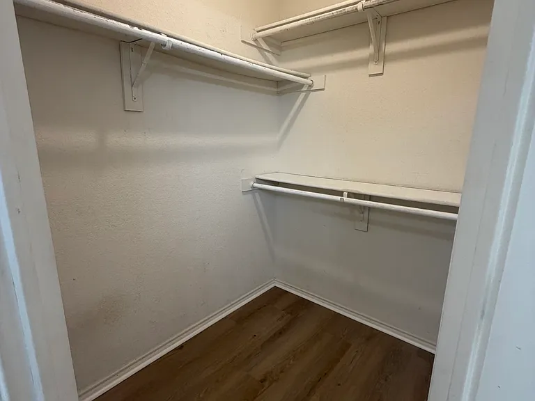 3505 Lakecrest Dr — Photo 21