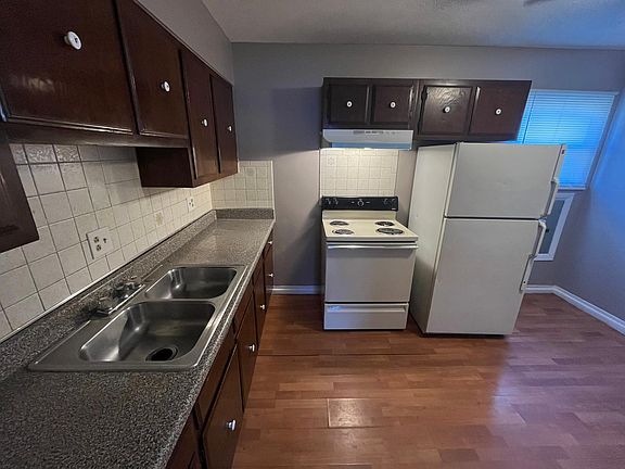 3rd image of 2261 Springmont Ave APT A