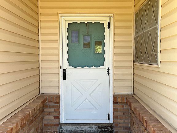 4th image of 503 E 34th St