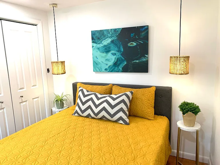 136 E 4th Ave #4 — Photo 9