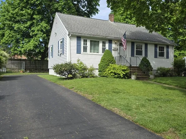 28 Newton Ave, Brockton, MA 02301