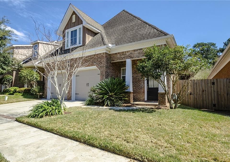 1st image of 875 Grant Park Dr