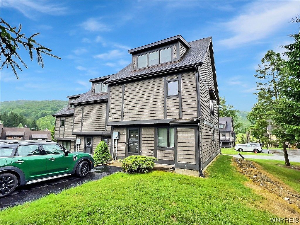 87 Woods Rd, Ellicottville, NY 14731 | Zillow
