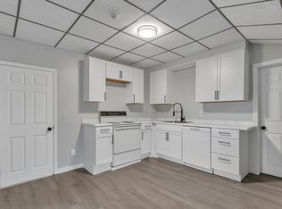 650 N Main St #3L, Woonsocket, RI 02895