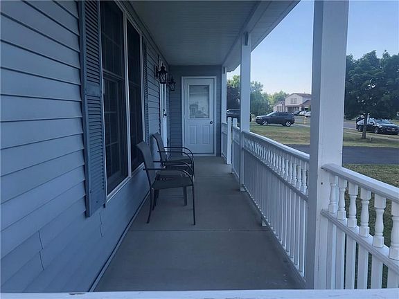 3rd image of 307 Chadlee Dr