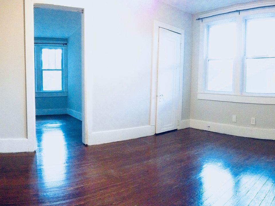 2nd image of 1403 McKennie Ave