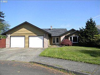 1st image of 10412 NE 85th Cir