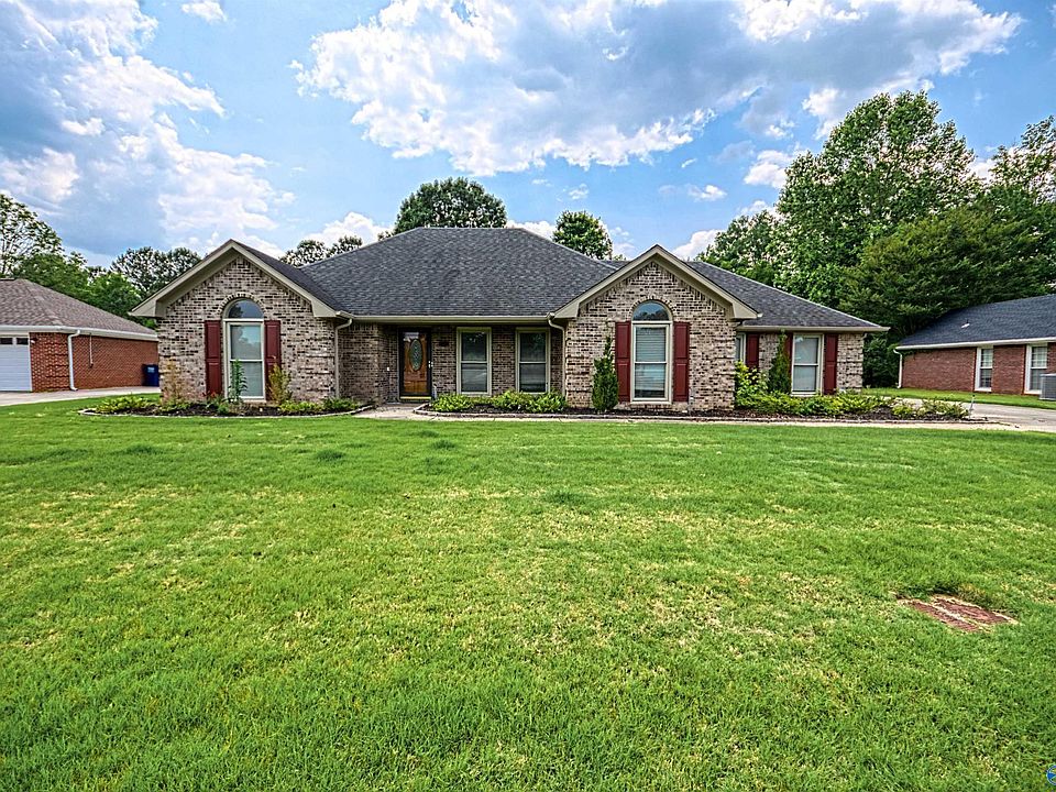 2351 Villaret Dr SW, Huntsville, AL 35803 Zillow