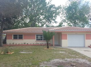 1613 Sherwood St, Clearwater, FL 33755
