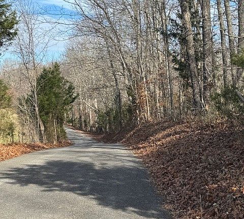 4th image of 0 Tick Rd