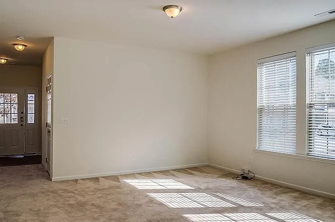 1250 Garden Stone Dr — Photo 7