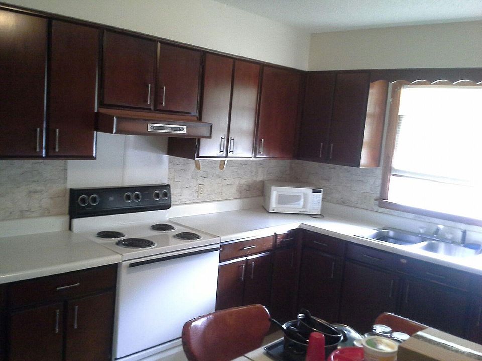Simliar Kitchen