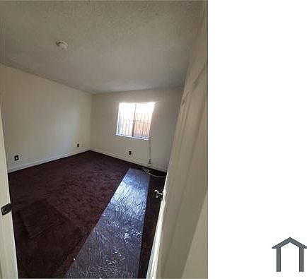3rd image of 1345 W 111th St #B