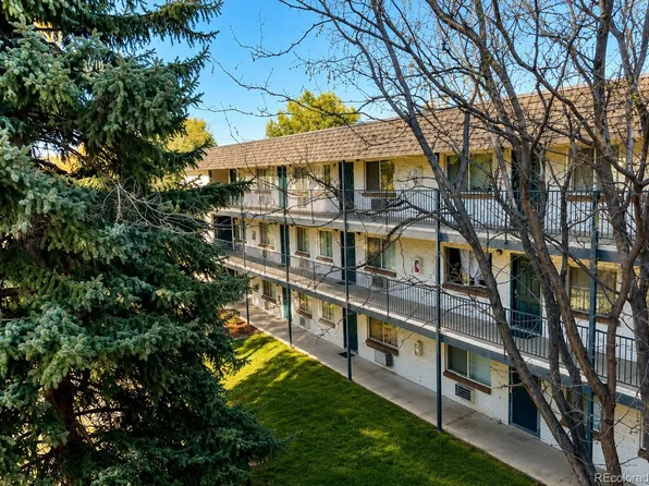 2225 S Jasmine Street #302, Denver, CO 80222