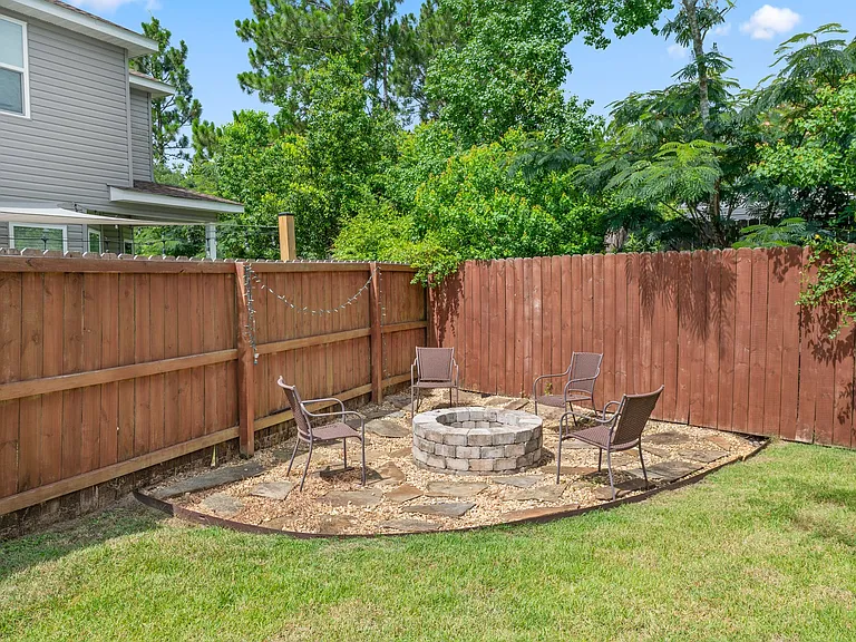 725 Upper Heron Way — Photo 35