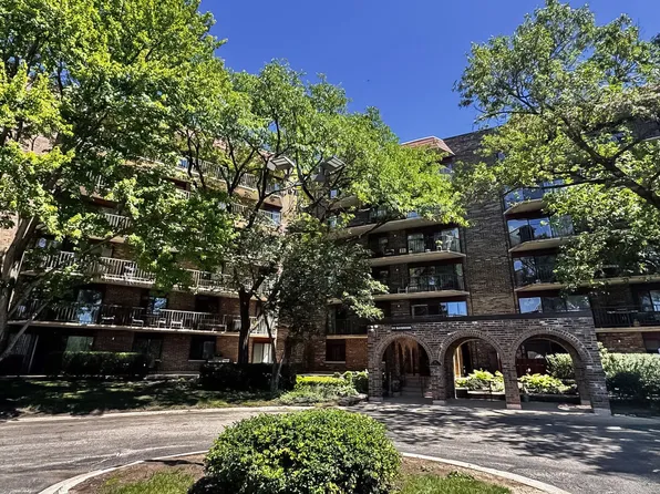 111 S Baybrook Dr Unit 612, Palatine, IL 60074