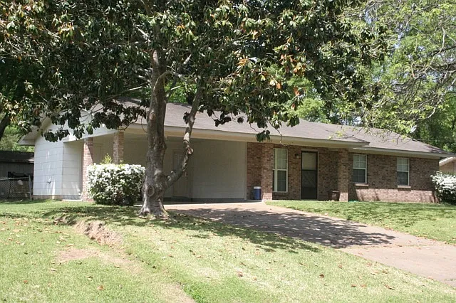 RentJackson,Mississippi_05292015 - 335 Southridge Dr