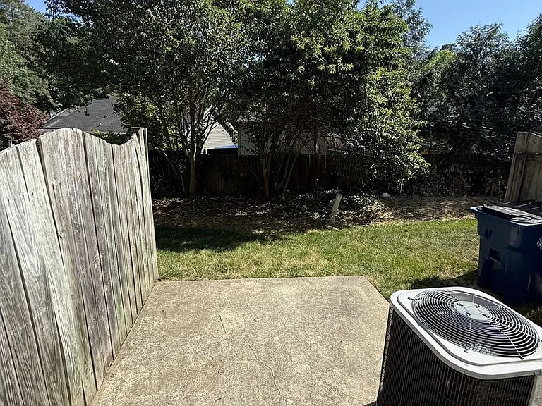 2905 Faversham Pl — Photo 3