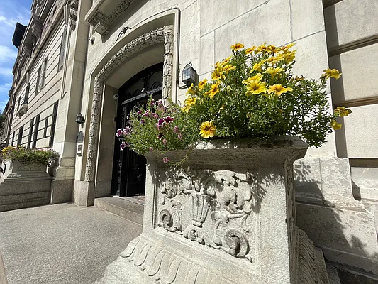 Rented by Rachel Realty | media 16