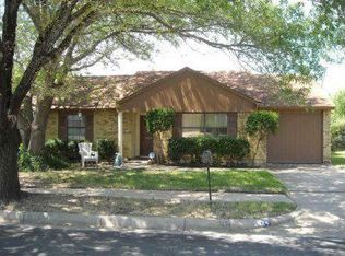 2424 Navasota Cir, Fort Worth, TX 76131