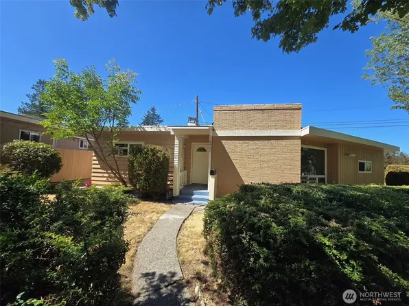 8907 Beacon Avenue S, Seattle, WA 98118