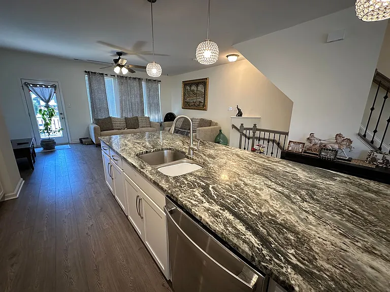 1574 Green Hill St — Photo 10