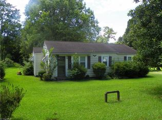 239 Hill St, Lexington, NC 27295