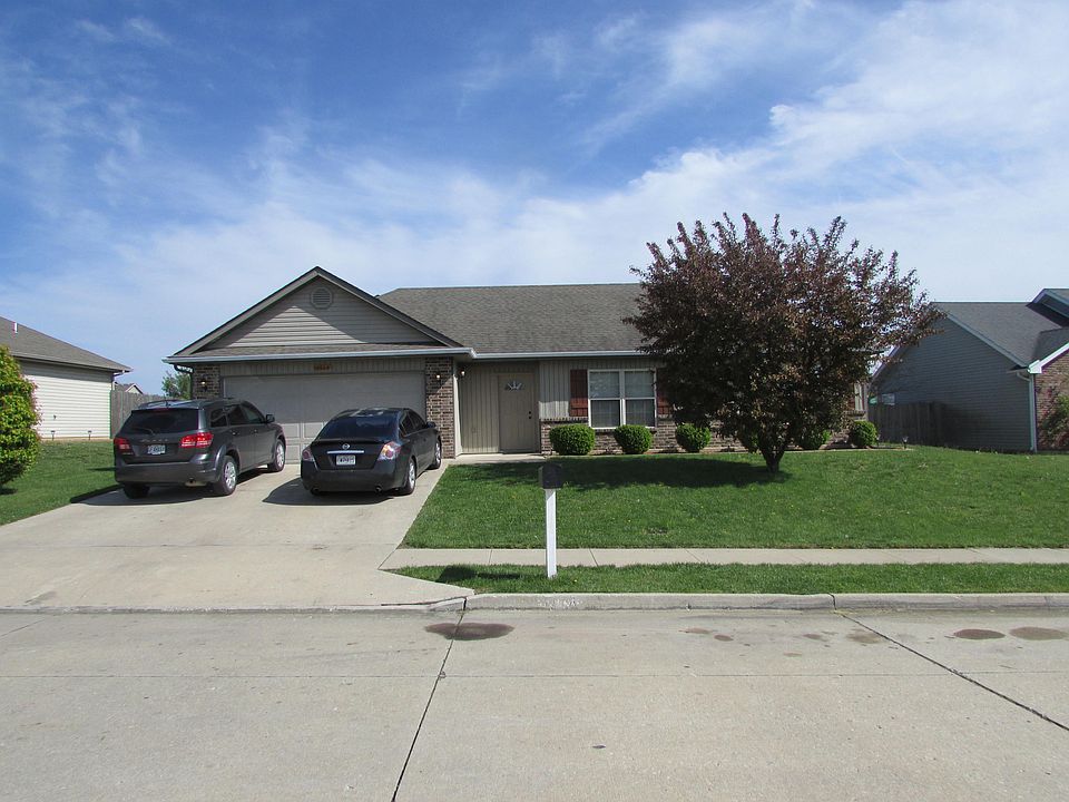 2nd image of 5118 Aspen Ridge Dr