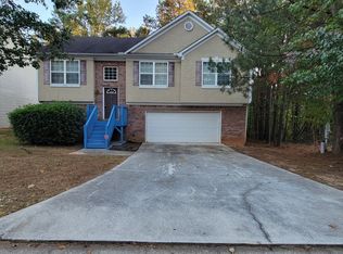 570 Sycamore Dr, Jonesboro, GA